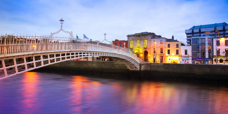 expert cleaning contractor Dublin P Mac