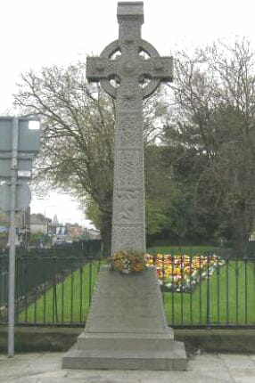 P Mac Dublin Memorial Cross 1916 Harolds Cross