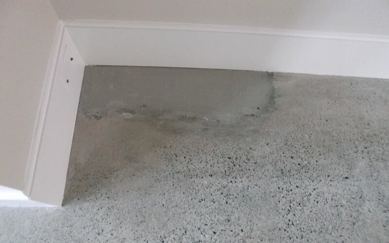 Repairs to concrete not floated to the edge