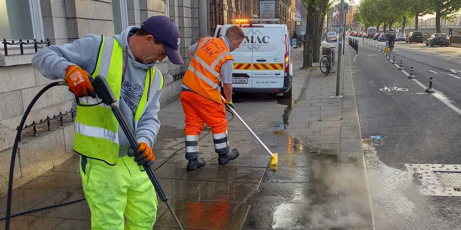 PMAC Crew deep cleaning Merchants Quay and Gum removal