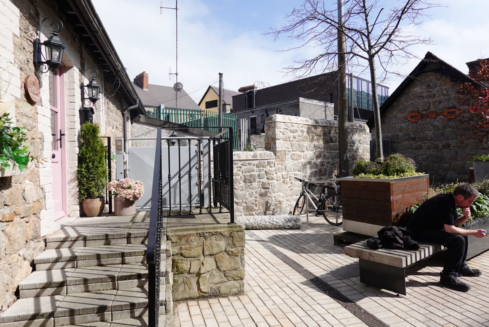 Granite wall restoration, MudPie Beauty Salon, Dundrum Granite wall restoration, MudPie Beauty Salon, Dundrum