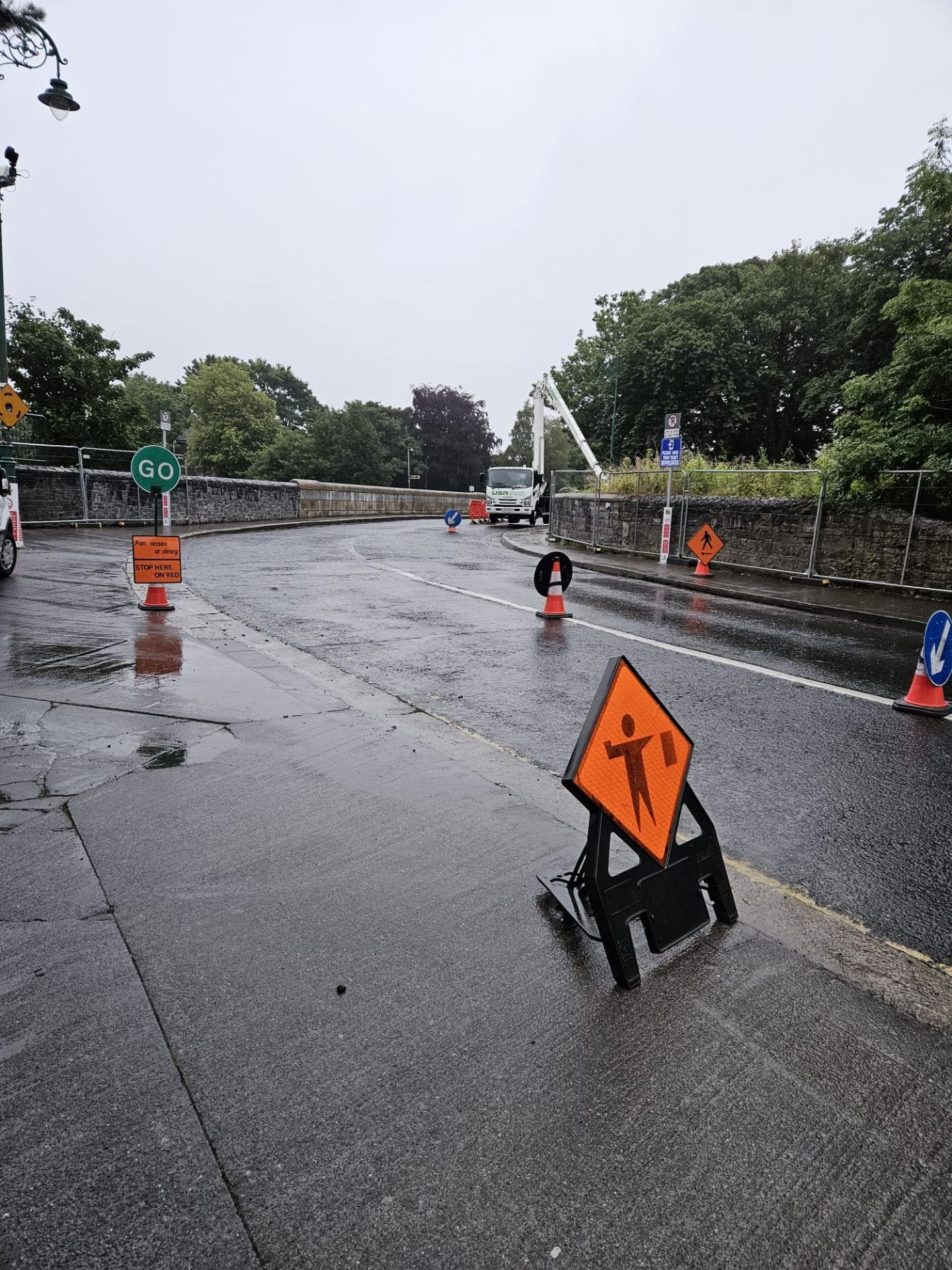 Road Safety in place for graffiti removal